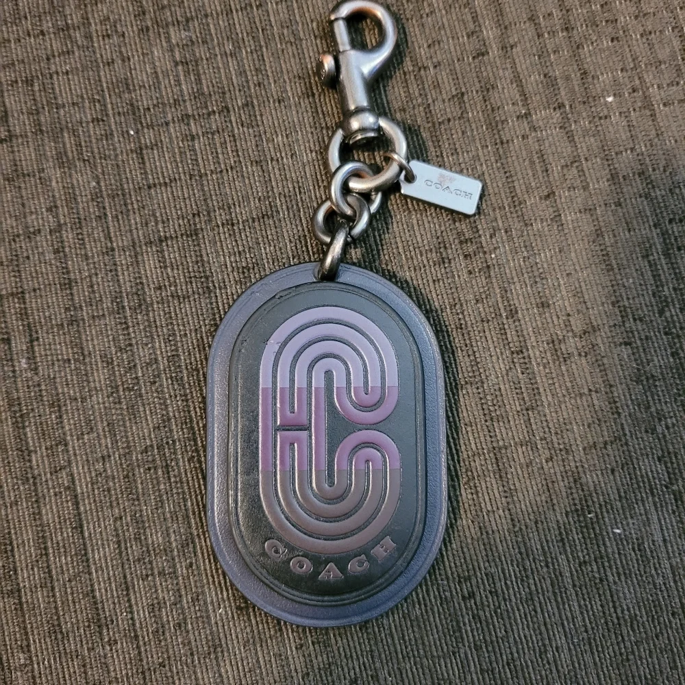 :::COACH Keychains::: - Picture 3 of 4